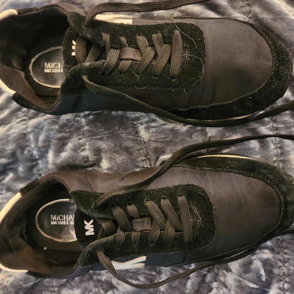 Michael Kors Black Sneakers Sleek Minimalist Design. Great condition, limee